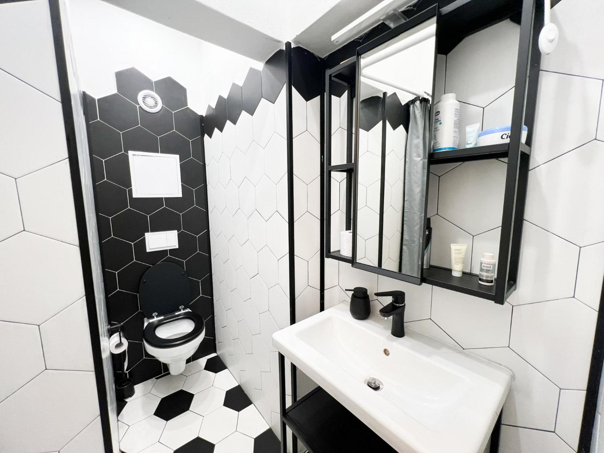 Perfect Long-Term Stay Stylish And Spacious Top Center Next To Vitosha Blvd София Экстерьер фото